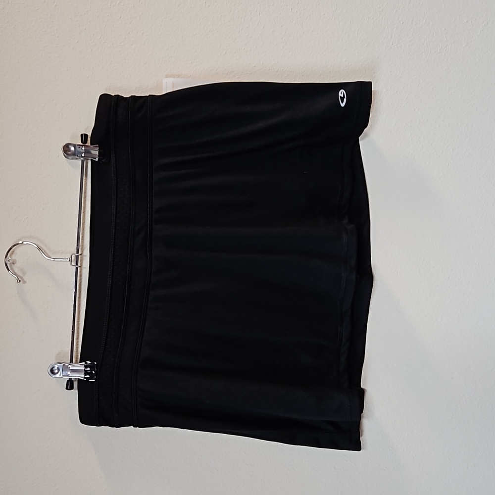C9 skort NWT medium